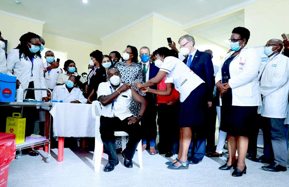 Kenya Ramps Up Vaccination Efforts as 880,460 Doses of Moderna COVID-19 Vaccines Arrive